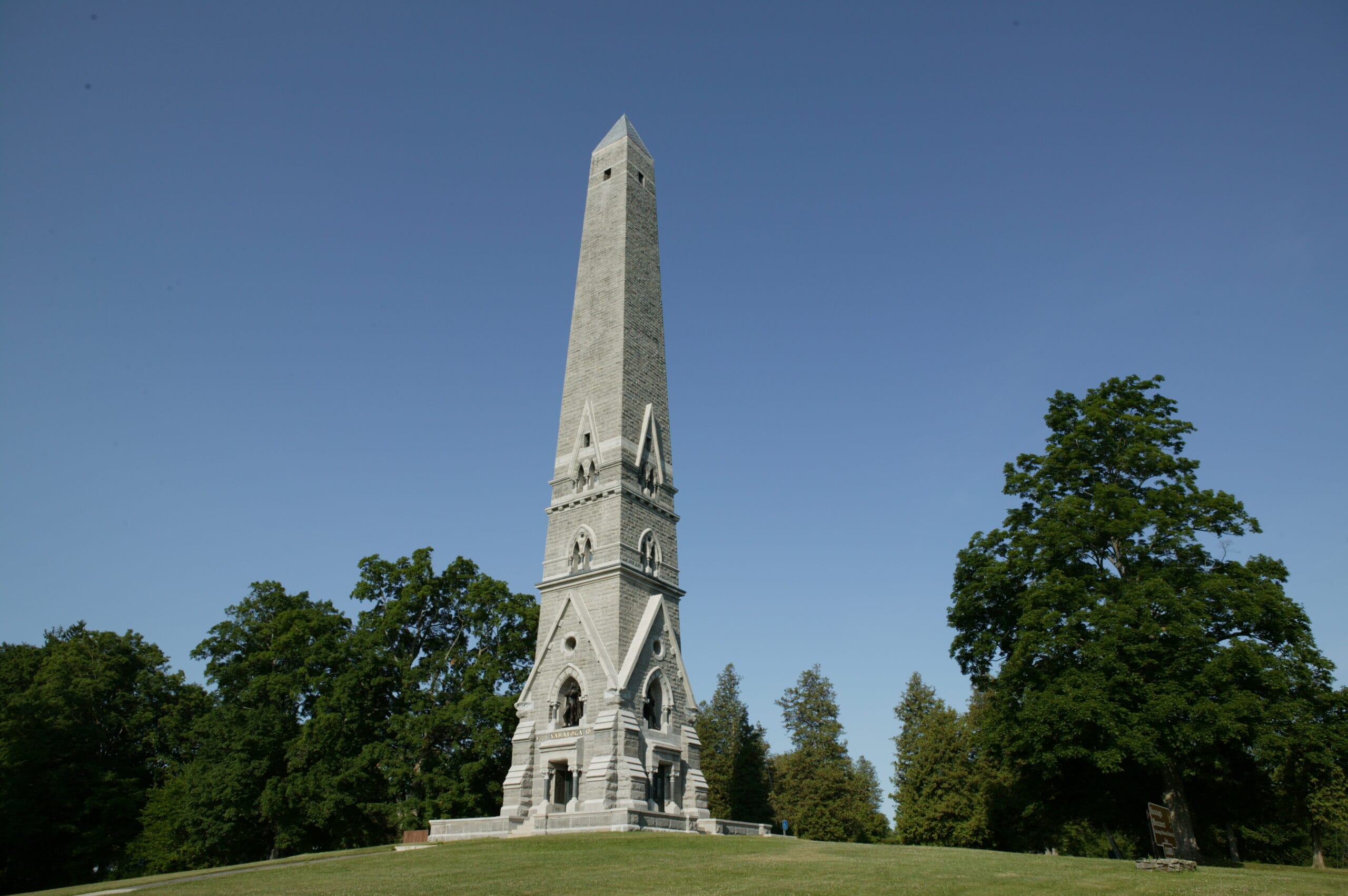 https://www.nps.gov/sara/images/2004_Monument.JPG
